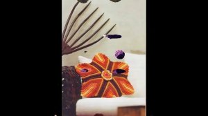 Веселые вязаные подушки крючком. Подушки связанные крючком сделают дом уютней