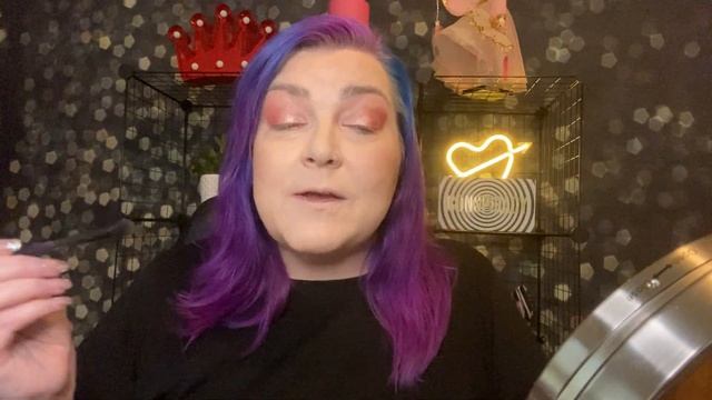 Collab With Candy Sass Amazon Palette Show Down!! смотреть онлайн