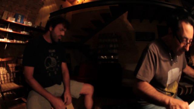 Renato Neto e Tuto Ferraz jamming @ the Living room смотреть онлайн