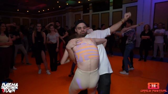 Melvin & Bachateras bachata social dance@bachatasensual смотреть онлайн