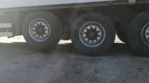 сделали подъемную ось на полуприцеп