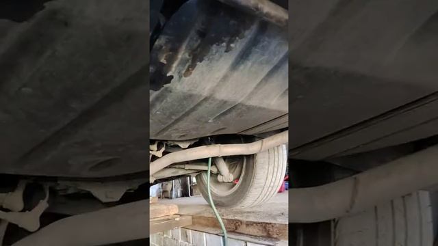 Opel Omega потек бак Как слить бензин с бака #Shorts смотреть онлайн