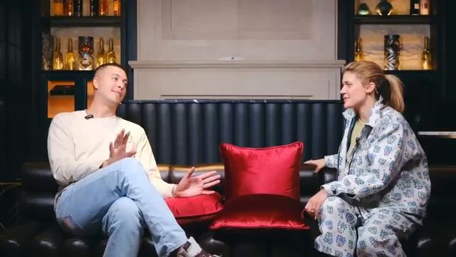 Jey Mozi: кто должен заниматься воспитанием детей? Нужно ли давать детям телефоны? смотреть онлайн