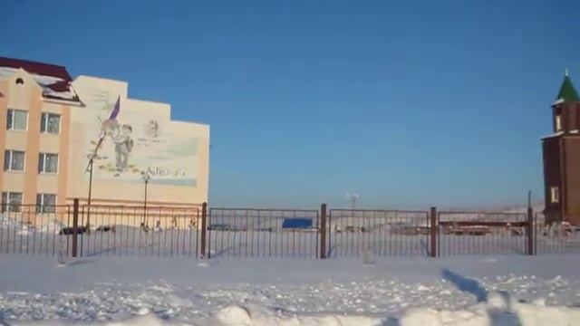 Обзор Северной части Бавлов возле школы №7 смотреть онлайн