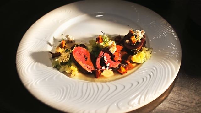 Chef Sergey Berezutskiy at As Eat Is in Moscow смотреть онлайн
