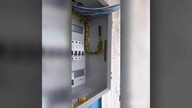 Вот так надо собирать щиты!!! смотреть онлайн