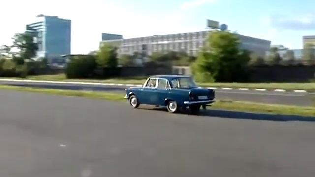 катаемся на автомобиле Москвич 408 смотреть онлайн