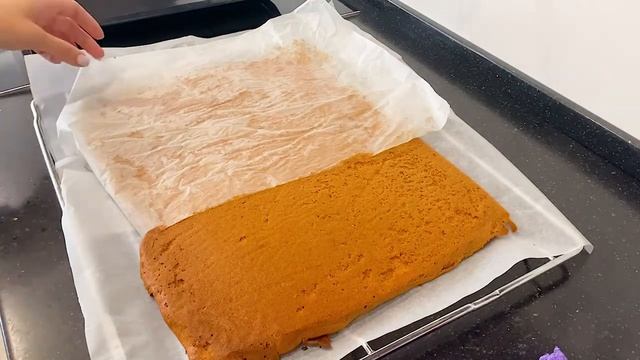 Карамельный Медовый Рулет с Малиной! НЕИМОВЕРНО НЕЖНЫЙ рулет смотреть онлайн