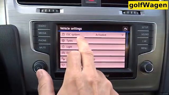 VW Golf 7 Yellow Steering Wheel Reset After Battery Disconnected