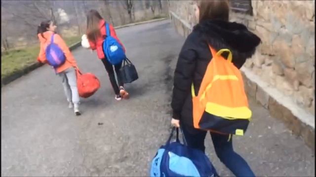 10 класс отдыхает в Осетии и на Голубых озерах