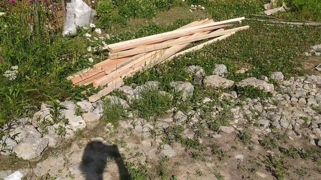Как нам строят сарай | Наши дачные приключения Стройка Влог смотреть онлайн
