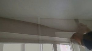 Монтаж сатинового натяжного потолка в спальне