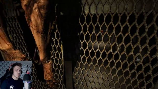 ПЕРВАЯ СМЕРТЬ ВРАГА В OUTLAST | Прохождение Outlast на русском языке смотреть онлайн