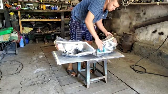 Покрытие фар лаком! Как восстановить пожелтевшие, помутневшие, мутные фары Mitsubishi Outlander XL? смотреть онлайн