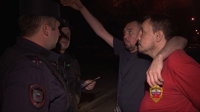 Район Ново-Переделкино: ночное дежурство с экипажем патрульно-постовой службы полиции смотреть онлайн