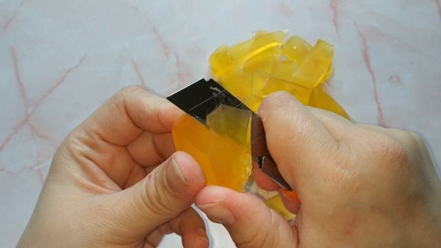 SOAP Cutting/ASMR /Режу глицериновое мыло) смотреть онлайн