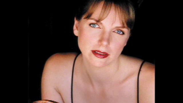 Korngold Violin Concert - 2nd Movement - Pip Clarke (violin) смотреть онлайн
