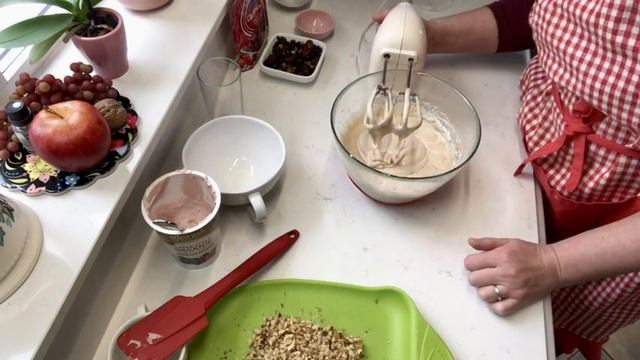 ПРОСТОЙ ПИРОГ НА ЙОГУРТЕ ? ЛЕГКАЯ ВКУСНАЯ ВЫПЕЧКА ? YOGURT CAKE ? EASY HOME BAKING ? @Amond смотреть онлайн