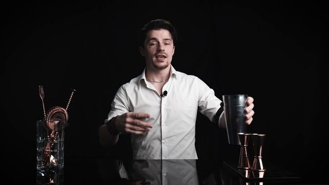 Как перебрасывать жидкость из шейкера | How to throw and catch liquid \ transfer смотреть онлайн