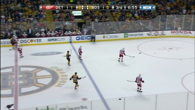There's octopus flying in Boston! смотреть онлайн