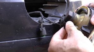 Ford S-MAX How to replace Parking/Fog light bulb