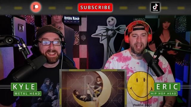 WE REACT TO WBTBWB: 20 km/h - IT'S SCOOTER TIME!! смотреть онлайн