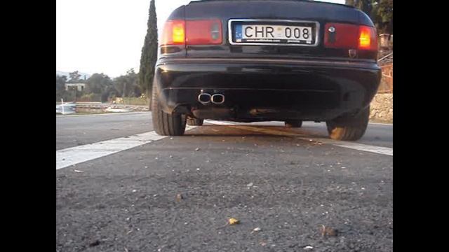 Audi A8 4.2 Quattro engine sound смотреть онлайн