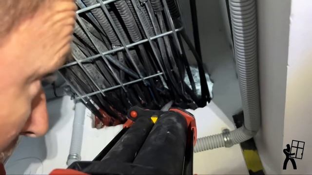 Кабельные проходки пеной Hilti CP-660 смотреть онлайн