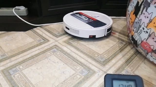 Робот-пылесос REDMOND RV-R150 смотреть онлайн