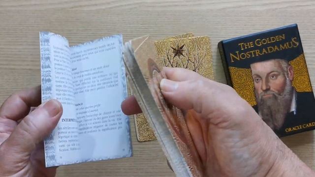 "The Golden Nostradamus Oracle": unboxing e comentário смотреть онлайн
