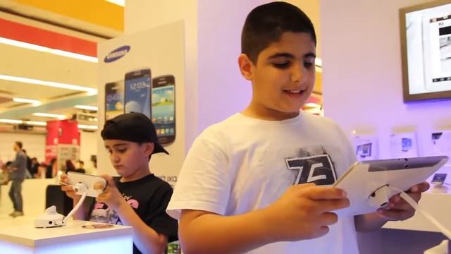 Samsung & Kazooloo смотреть онлайн