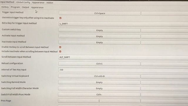 fcitx unable to work with multiple keyboard layouts in Ubuntu Desktop 18.04.1 Bionic Beaver LTS смотреть онлайн