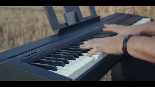 Panasonic GH4 Cinematic Video.Yamaha P45B смотреть онлайн