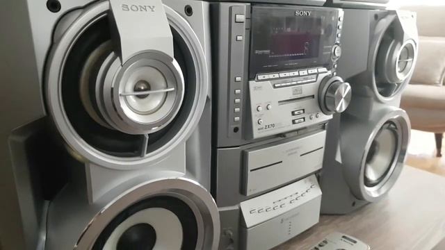 SONY MHC-ZX70 BASS TEST смотреть онлайн