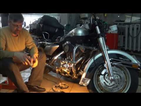 20.100 Harley-Davidson Замена масла КПП TC88 смотреть онлайн