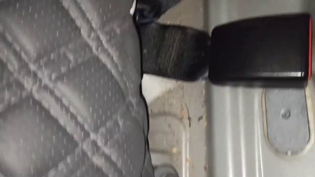 Как снять заднее сиденье, диван на рено логан