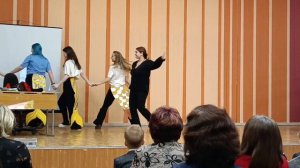 сценка на 8 марта "Сон Учительницы"