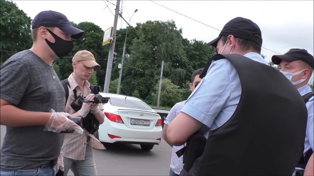 Мент отказывается оформлять богатого матершинника. Катюша и Валёк на рейде по тротуарам. смотреть онлайн