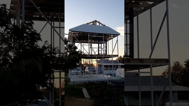 Обшиваем фронтон сайдингом. Своими руками. Крыша. смотреть онлайн