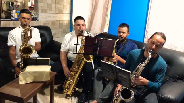Hino 314 Sax Barítono Sax Alto Sax tenor смотреть онлайн