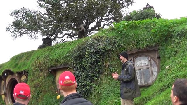 Visiting HOBBITON | NEW ZEALAND Roadtrip