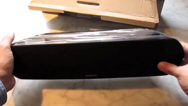 Creative D200 Bluetooth Speaker + iPhone 4 смотреть онлайн