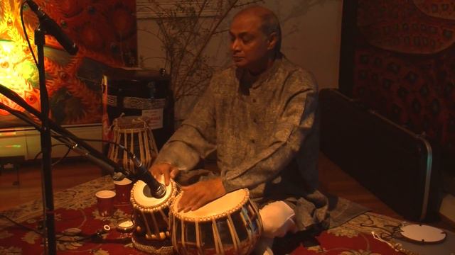 Aloke Dutta @ CoSM смотреть онлайн