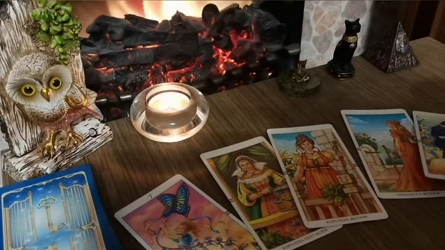 ? Ноябрь 4 королевы?Таро-прогноз для женщин 4 варианта?? смотреть онлайн