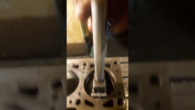 Базовая поверхность на блоке для расточки цилиндров. смотреть онлайн