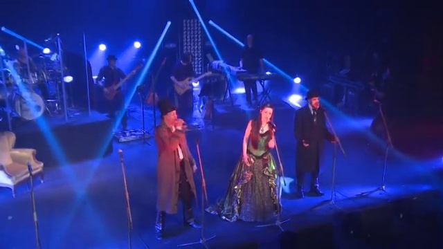 Alchemy by Clive Nolan - Street Fight (live) смотреть онлайн