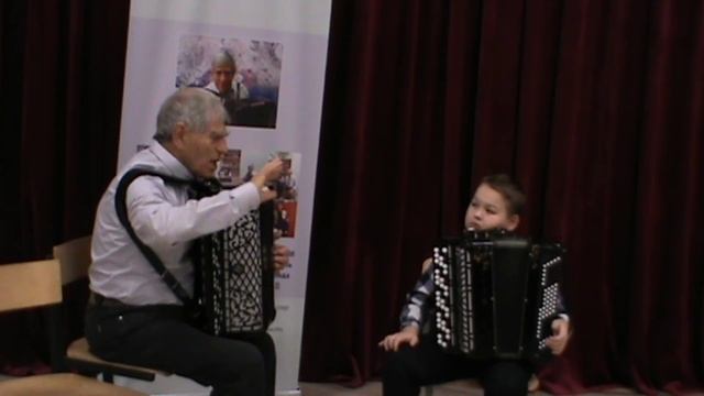 Мастер-класс № 7 Заслуженного работника культуры РФ, преподавателя по классу баяна Булгакова Д.Г. смотреть онлайн