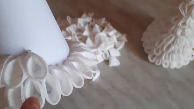 Белая ёлочка из ватных дисков. смотреть онлайн