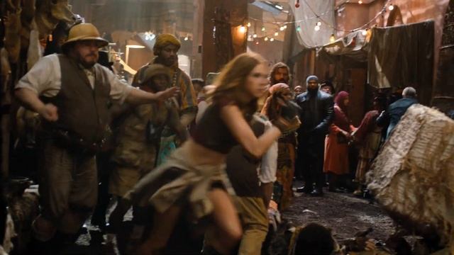 Джуманджи: Зов джунглей 2017 Дневники Метателя, метание ножей в фильмах смотреть онлайн