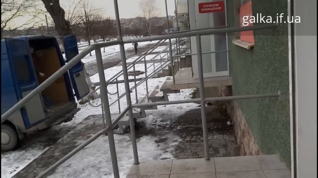 Як "Нова пошта" піклується про Ваші вантажі (ПРИХОВАНЕ ВІДЕО) смотреть онлайн